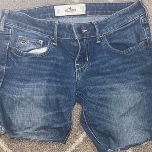 Hollister woman Blue Jean shorts